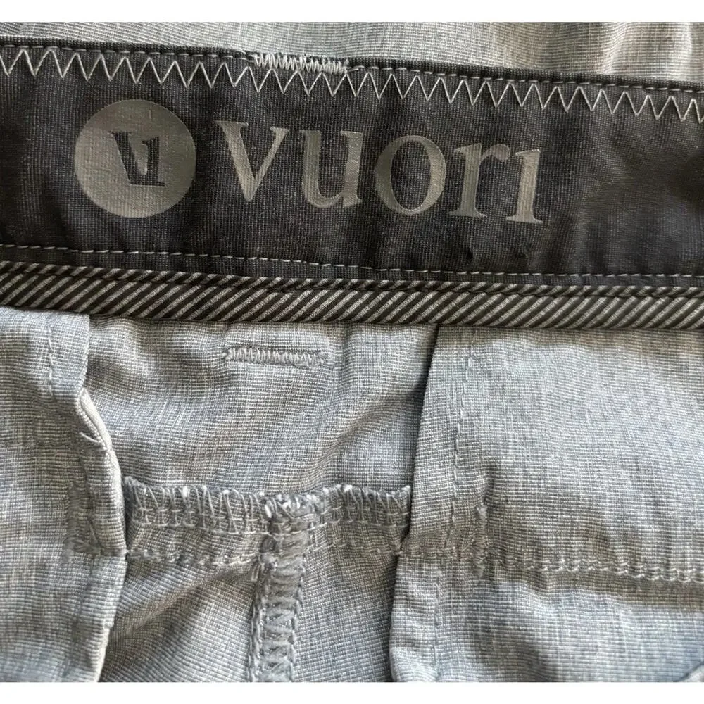 Vuori Pants Men's Size 30 Gray Slim Fit Performance lightweight